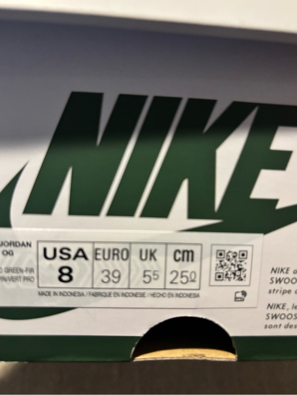 wmns Air jordan 1 retro hi top sneakers